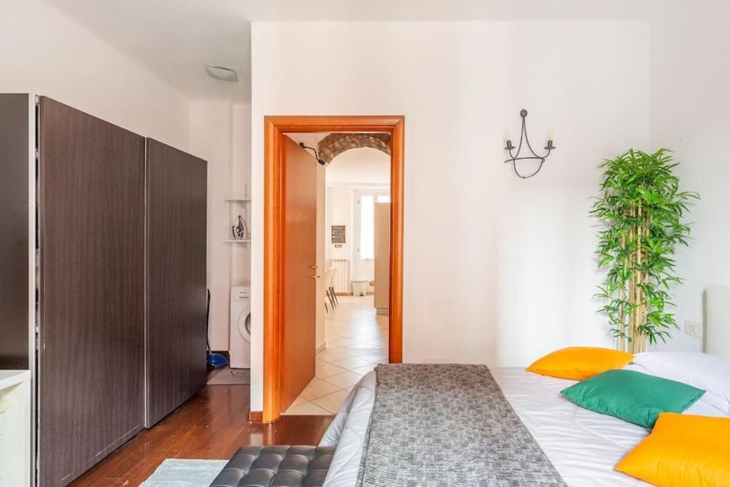 Modern Apartment In Milano Centrale Next To Metro M5 - Sarca 73 Экстерьер фото