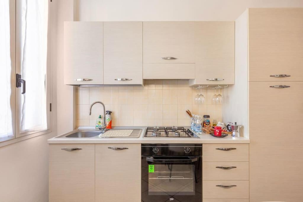 Modern Apartment In Milano Centrale Next To Metro M5 - Sarca 73 Экстерьер фото